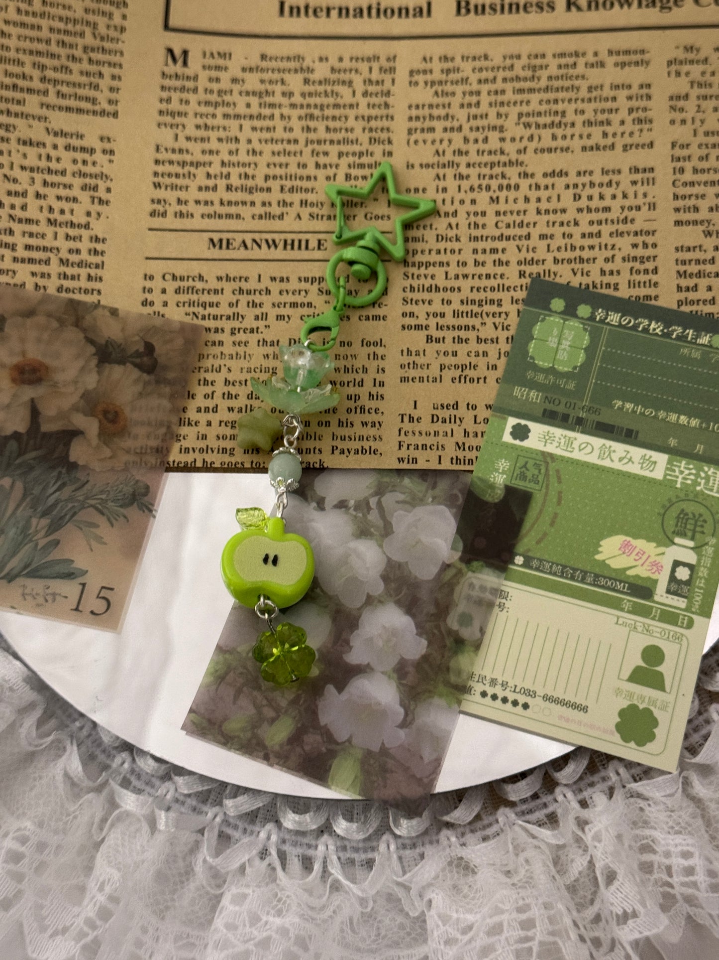 Apple Lily White keychain ✨🍏🍀